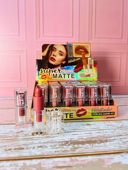 LABIAL EN BARRA MATTE